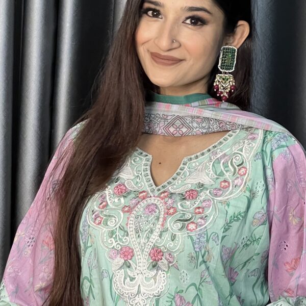 Hoorain Pastel Anarkoli